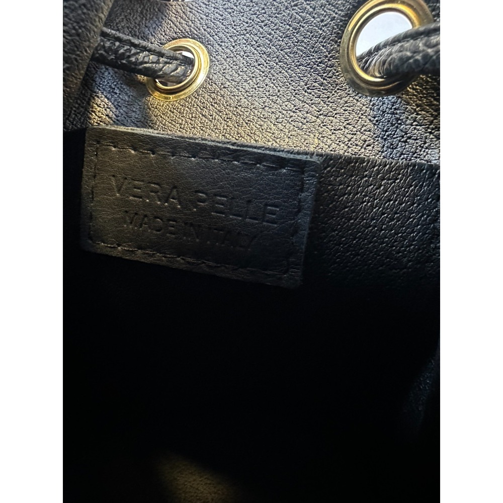Vera Pelle Pebbled Leather Bucket Drawstring Bag Gold Chain Cross Body Purse EUC - Picture 11 of 16